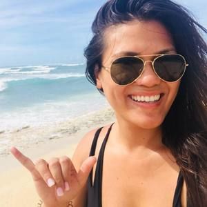 Meet your Posher, Kelli